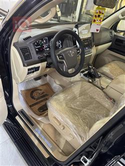 تويوتا لاندكروزر